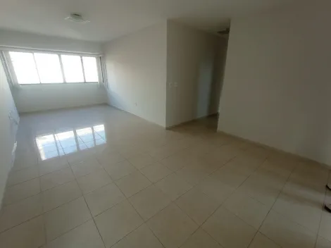 Apartamento no 5° andar do Edifício VII Pirâmide
Características:
3 Quartos (1 suíte)
Sala para 2 ambientes
Banheiro social com blindex
Cozinha 
Área de serviço
Dependência para empregada
1 vaga de garagem 
Armários no banheiro e cozinha
Prédio possui 2 elevadores, piscina e salão de festas/jogos

AGENDE AGORA SUA VISITA
TEIXEIRA DE CARVALHO IMOBILIÁRIA 
CRECI 304J - (83) 2106-4545