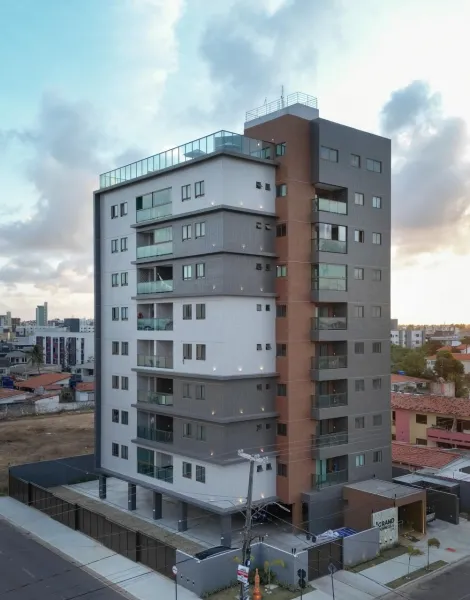 Oportunidade! Apartamento à Venda no Bairro do Poço! 60m² | 2 Quartos | Perto da Praia!

Se você busca um apartamento moderno, bem localizado e próximo ao mar, essa é a oportunidade perfeita! Situado no bairro do Poço, numa das áreas mais valorizadas da região, esse imóvel oferece conforto, praticidade e uma excelente infraestrutura para o seu dia a dia.

 Destaques do apartamento:
 -60m² de área privativa
 -Varanda para momentos de lazer
 -2 quartos, sendo 01 suíte para mais conforto
 -Sala para 2 ambientes , perfeita para receber visitas
 -Cozinha americana , moderna e integrada
 -Área de serviço funcional
 -1 vaga de garagem livre

 Infraestrutura do prédio:
 -Piscina para relaxar nos dias quentes
 -Churrasqueira para encontros especiais
 -Salão de festas para comemorações inesquecíveis
 -Brinquedoteca , um espaço dedicado às crianças
 -Academia equipada para manter a saúde em dia
 -Água individual
 -Elevador para mais comodidade
 -Interfone para segurança e praticidade

 Localização privilegiada! O apartamento fica perto da praia do Poço , com fácil acesso a supermercados, restaurantes, escolas, farmácias e comércios essenciais. Um bairro tranquilo e bem estruturado para morar com qualidade de vida.

Investimento imperdível! Agende agora sua visita e venha conhecer esse excelente apartamento! 

Entre em contato para mais informações!